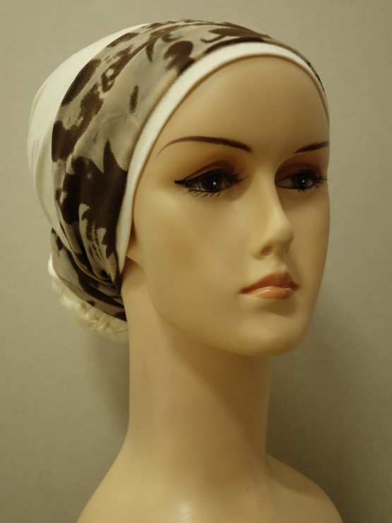 Waniliowy turban z jedwabną dekoracją