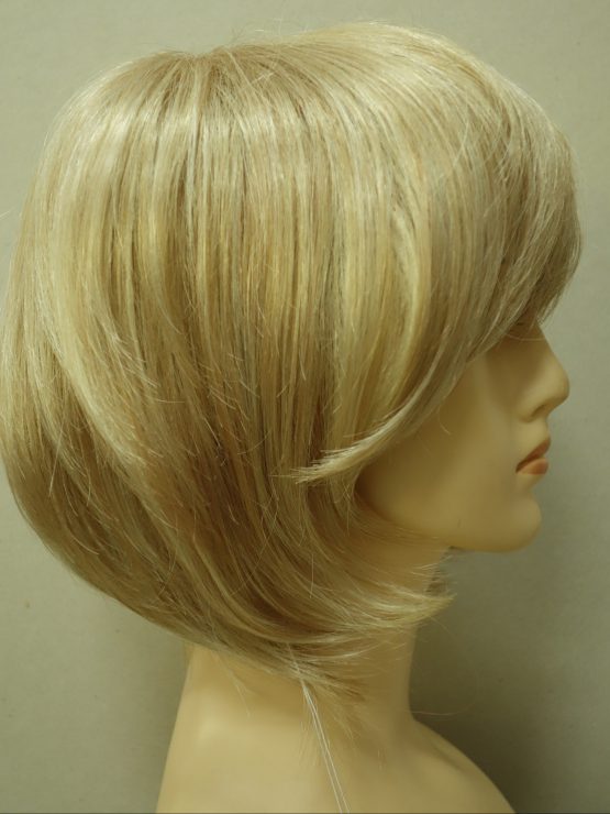 Krótka peruka blond z refleksami