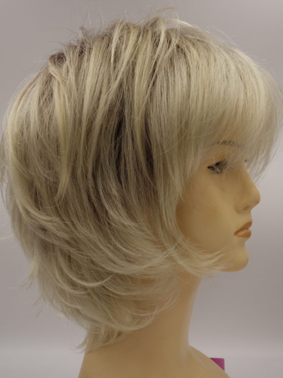 Krótka peruka jasny blond wycieniowana