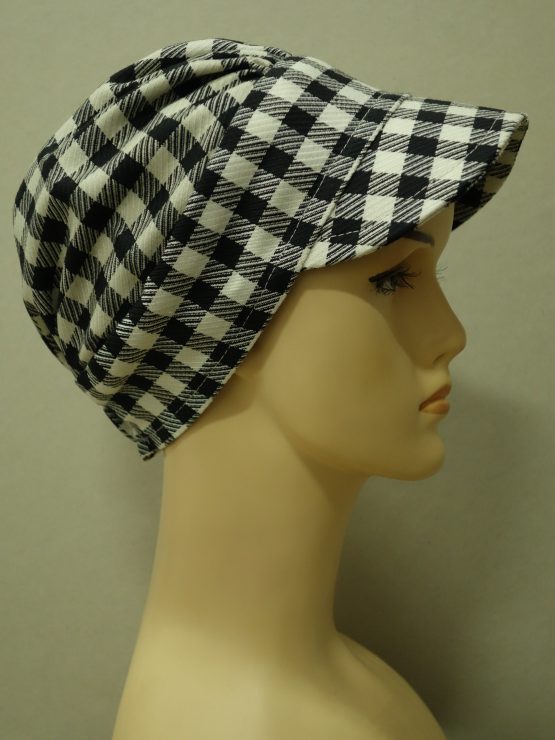 Czarno-biała krata modna czapka z daszkiem