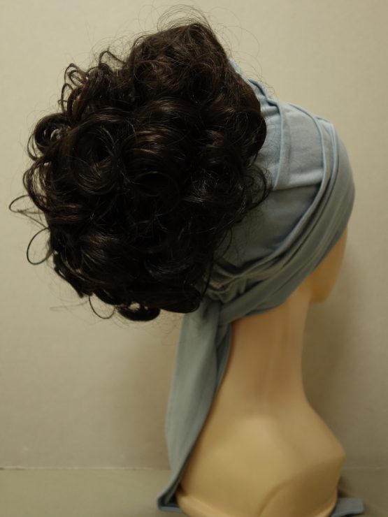 Włosy na opasce - krótkie kręcone ciemny brąz
