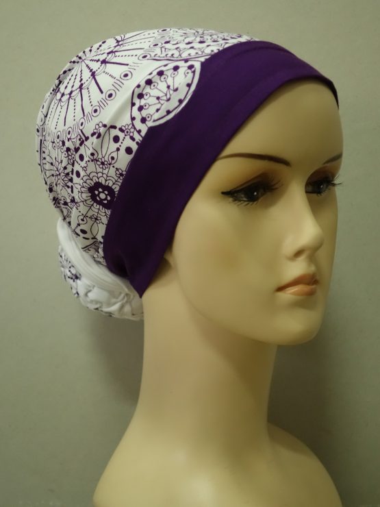 Biały turban w fioletowe wzory
