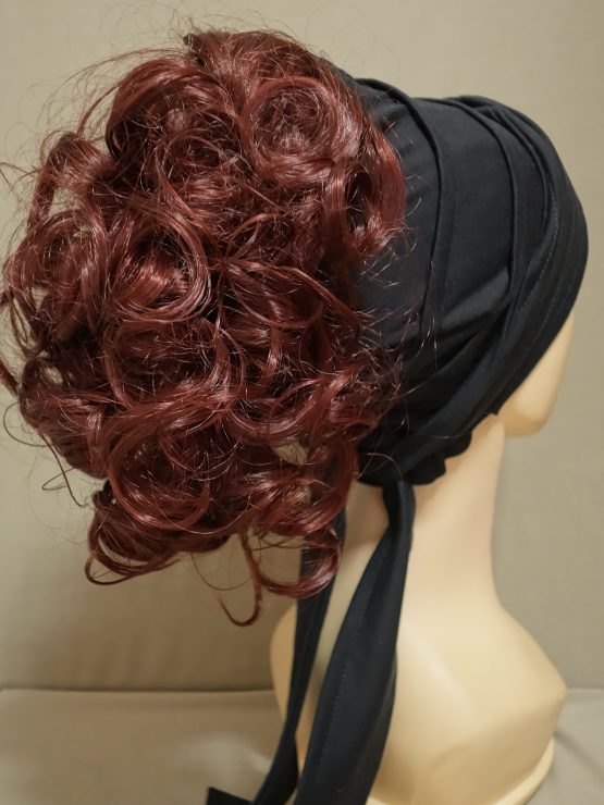 Włosy kręcone rude na opasce w kolorze czarnym