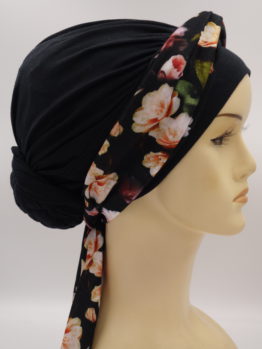 Czarny turban w kwiaty, drapowany, z plecioną dekoracją