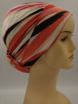 Kolorowy drapowany turban we wzory
